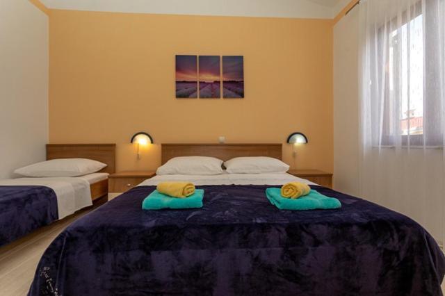 Apartments Marinko Baška Екстериор снимка