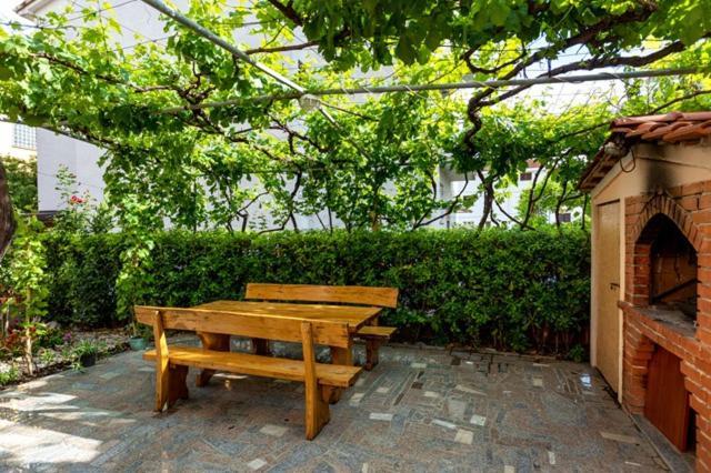 Apartments Marinko Baška Екстериор снимка